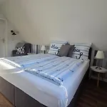 Zur Brandung