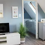 Πανσιόν Zur Brandung Büsum