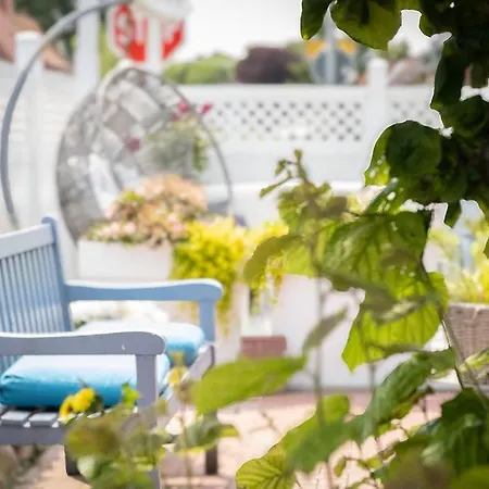 Πανσιόν Zur Brandung Büsum