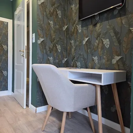 Zur Brandung Konukevi 4*