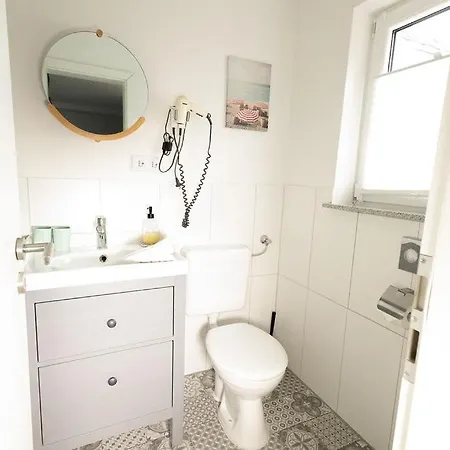 Zur Brandung Konukevi Büsum