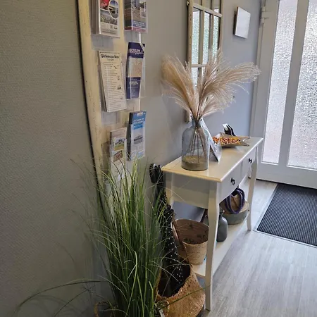 Zur Brandung Πανσιόν 4*