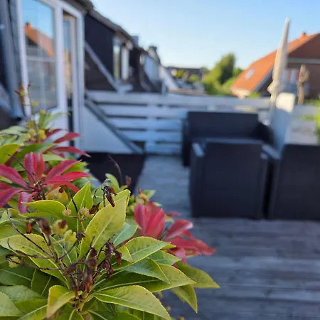 Zur Brandung Konukevi 4*