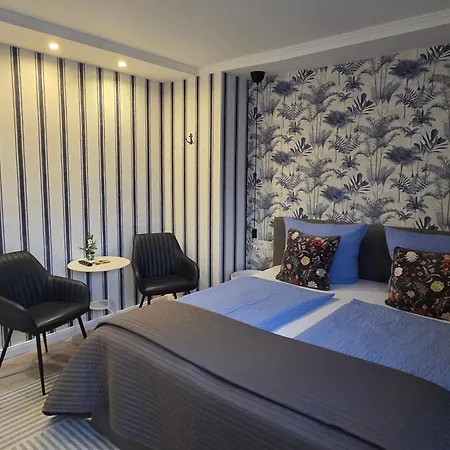 Πανσιόν Zur Brandung