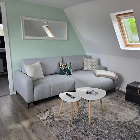 Zur Brandung 3*